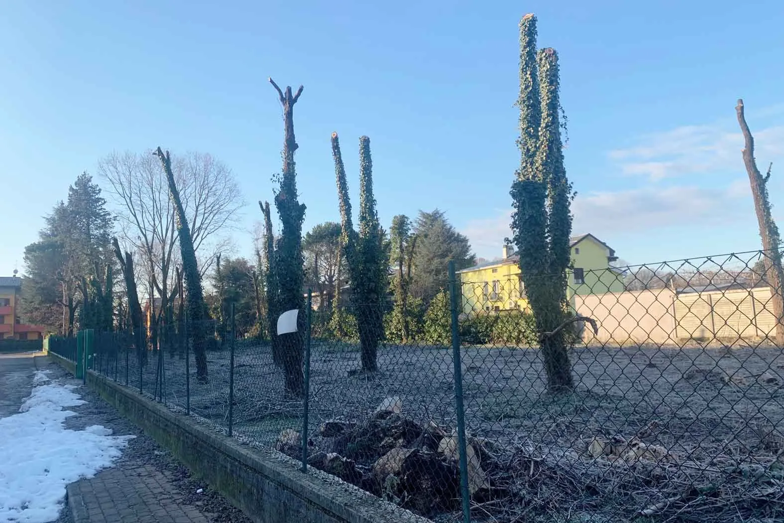 Ville Lomagna prima dell’intervento